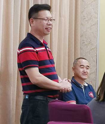 自動(dòng)門行業(yè)協(xié)會(huì)羅會(huì)長(zhǎng)致辭