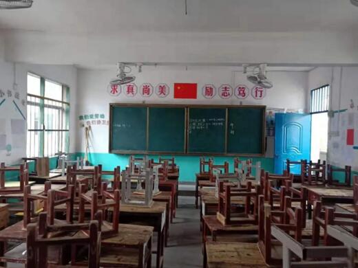 江西省寧都縣賴村鎮(zhèn)堅(jiān)朗希望小學(xué)原貌