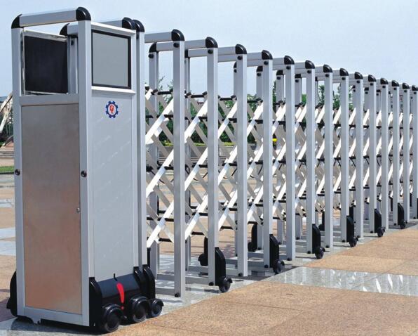 大連電動伸縮門