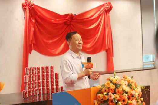 捷順科技董事長唐健