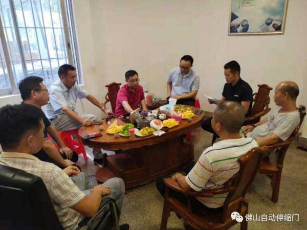 汪志平執(zhí)行會長匯報了協(xié)會財務報告