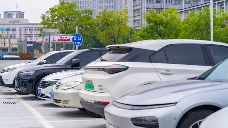 停車(chē)場(chǎng)