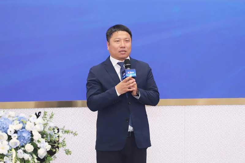 大華股份高級(jí)副總裁