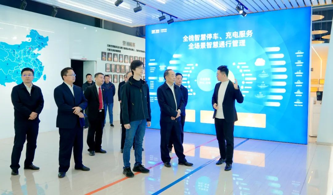 省高級(jí)人民法院黨組書記、院長(zhǎng)傅信平蒞臨百勝智能調(diào)研