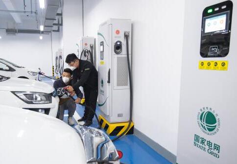 充電樁可以“私人訂制”啦！江蘇打通居住區(qū)充電設(shè)施接電“最后一百米”