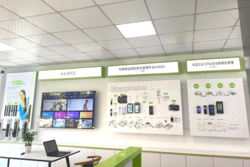 熵基智慧號落地綿陽，川渝經(jīng)濟(jì)圈服務(wù)網(wǎng)絡(luò)再擴(kuò)版圖