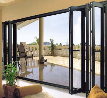 如何讓您的電動折疊門日久如新？