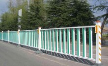 選購道路護(hù)欄時需要注意哪些問題呢？ 