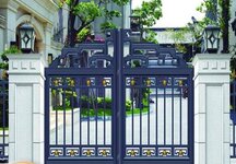 日常使用中，如何對(duì)庭院大門(mén)進(jìn)行清潔？