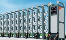 定做鋁合金伸縮門(mén)要了解清楚才不被忽悠