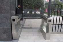 智能人行通道閘機(jī)的種類(lèi)及功能有哪些？