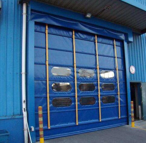 快速堆積門特點及安裝注意事項