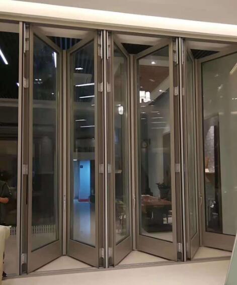 電動(dòng)折疊門安裝教程