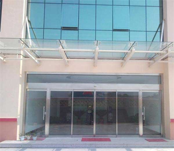 玻璃感應(yīng)門(mén)