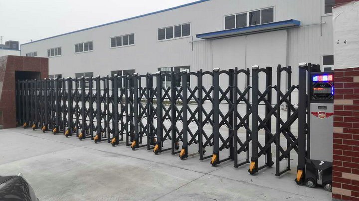 大許米廠伸縮門案例 - 中出網(wǎng)-智能出入口與停車充電門戶