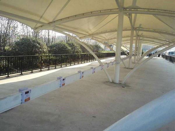 電動(dòng)車充電樁