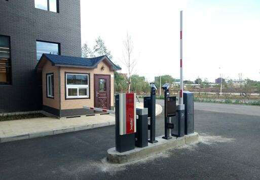 哈爾濱銀行速賓智能停車場管理系統(tǒng)案例 - 中出網-智能出入口與停車充電門戶