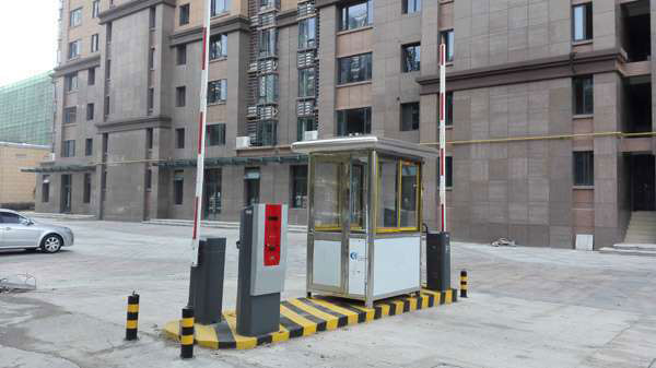 合肥中鐵四局家屬樓速賓智能停車(chē)場(chǎng)系統(tǒng)案例 - 中出網(wǎng)-智能出入口與停車(chē)充電門(mén)戶(hù)