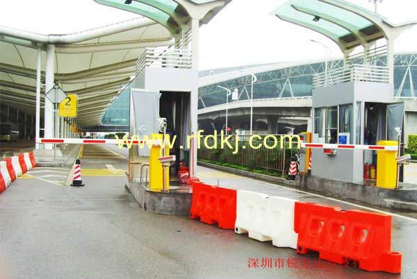 廣州白云國際機(jī)場B區(qū)停車場管理系統(tǒng)案例 - 中出網(wǎng)-智能出入口與停車充電門戶