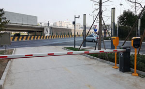 河北廊坊燕郊中興和園無人值守車牌識(shí)別系統(tǒng)工程案例 - 中出網(wǎng)-智能出入口與停車充電門戶