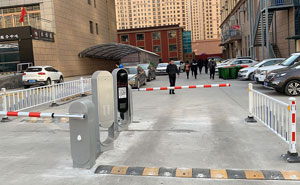 太原錦東佳苑無(wú)人值守停車場(chǎng)管理系統(tǒng)案例 - 中出網(wǎng)-智能出入口與停車充電門戶