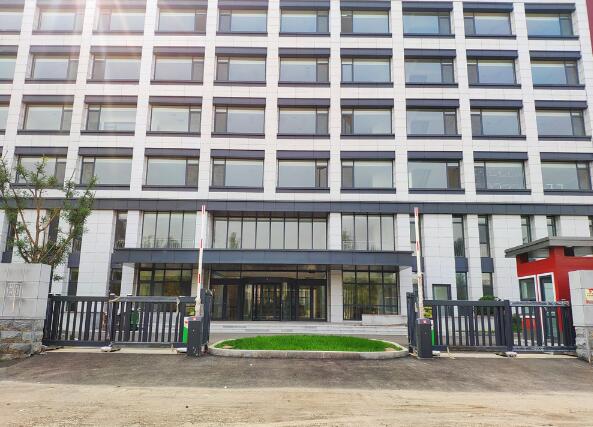 濟(jì)南陽(yáng)光大姐 - 中出網(wǎng)-智能出入口與停車充電門(mén)戶