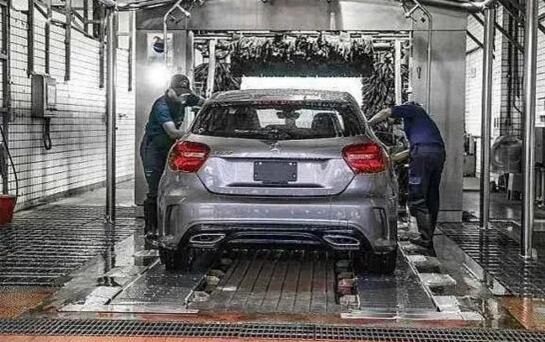 車牌識別產(chǎn)品被大量應(yīng)用在無人值守自助洗車系統(tǒng)中