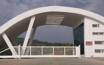 懸浮平移門 - 無(wú)軌懸浮門簡(jiǎn)約款白色