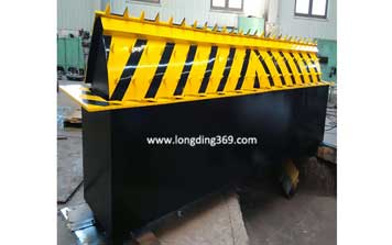 路障機(jī) - 液壓翻板路障機(jī)