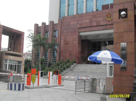 東莞長(zhǎng)安公安局車牌識(shí)別系統(tǒng)案例 - 中出網(wǎng)-智能出入口與停車充電門戶