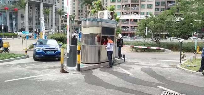 深圳中心公園車牌識別系統(tǒng)案例 - 中出網-智能出入口與停車充電門戶