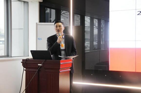 百勝智能董事會(huì)董秘華秋根