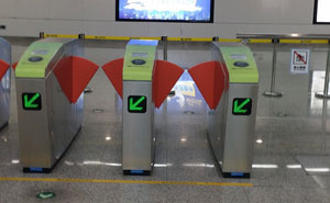 寧波1號(hào)線通道閘案例 - 中出網(wǎng)-智能出入口與停車充電門戶