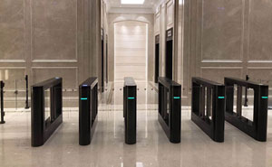 上海博銀大廈通道閘案例 - 中出網(wǎng)-智能出入口與停車充電門戶