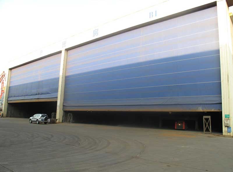 澄西船廠工業(yè)門案例 - 中出網(wǎng)-智能出入口與停車充電門戶