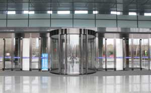 淄博先進陶瓷創(chuàng)新園旋轉(zhuǎn)門案例 - 中出網(wǎng)-智能出入口與停車充電門戶
