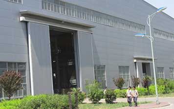 推拉式工業(yè)門