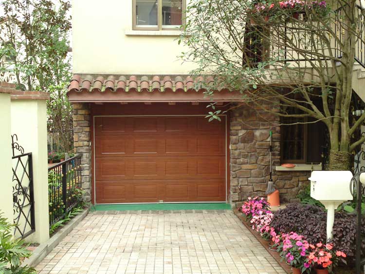 北京東方夏威夷花園車庫門案例 - 中出網(wǎng)-智能出入口與停車充電門戶