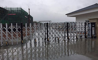 湖北荊門金賢達(dá)生物科技有限公司伸縮門工程案例 - 中出網(wǎng)-智能出入口與停車充電門戶