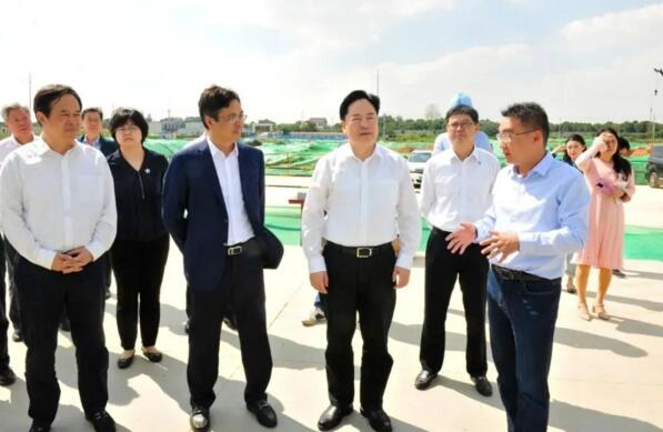 常州市市長(zhǎng)陳金虎一行調(diào)研江蘇國(guó)強(qiáng)新廠區(qū)