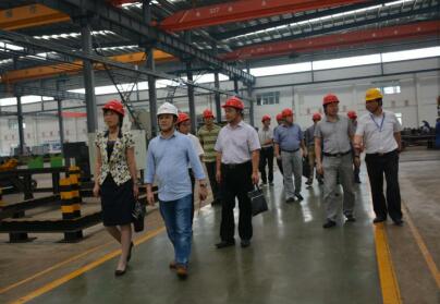 溧陽市副市長曹嵐率市科技局領(lǐng)導(dǎo)一行蒞臨江蘇國強參觀指導(dǎo)