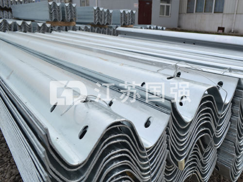 公路防撞護(hù)欄板