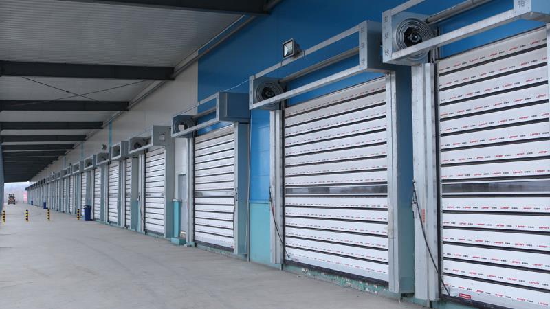 抗風(fēng)快速門 