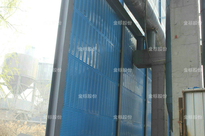 石家莊欒城電廠聲屏障護(hù)欄案例 - 中出網(wǎng)-智能出入口與停車充電門戶