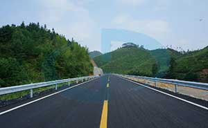 浙江淳楊公路護(hù)欄案例 - 中出網(wǎng)-智能出入口與停車充電門(mén)戶