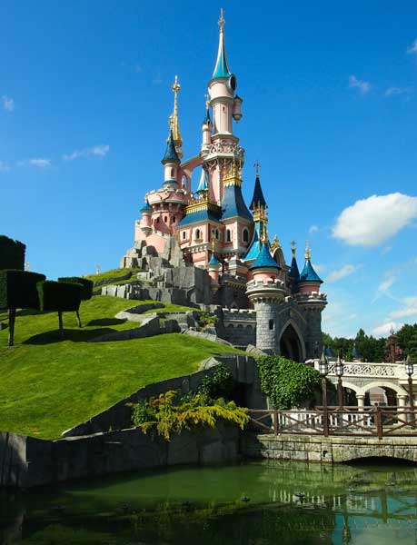 上海迪士尼樂園自動門案例 - 中出網(wǎng)-智能出入口與停車充電門戶