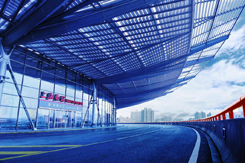 上海南站自動(dòng)門(mén)案例 - 中出網(wǎng)-智能出入口與停車(chē)充電門(mén)戶(hù)