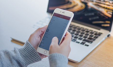 工作人員監(jiān)管服務