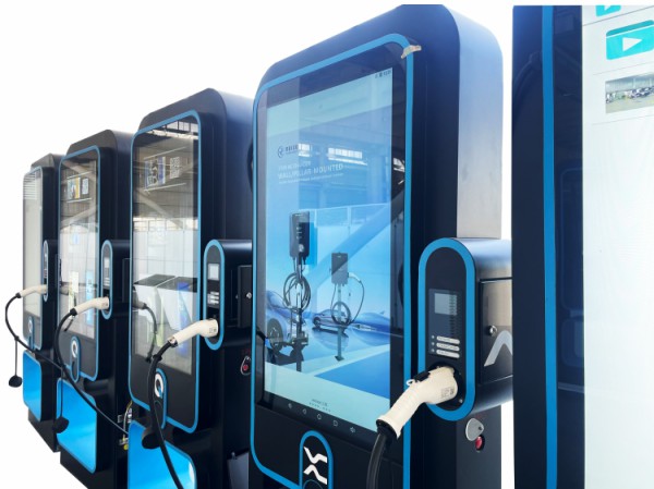 11kW大屏交流充電機(jī)