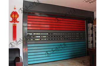 硬質(zhì)快速門(mén)